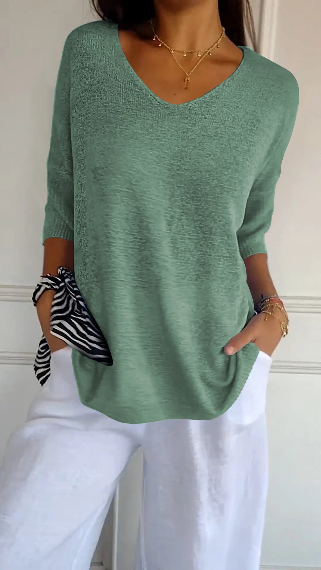 Variant image for V-Ausschnitt Top | Oberteile für Damen im Frühling | Anna-57