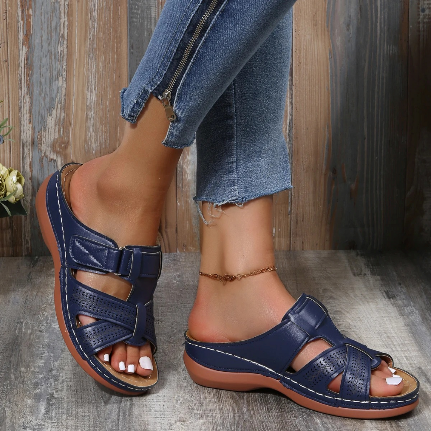 Women's PU leather sandals – Open toe for summer comfort