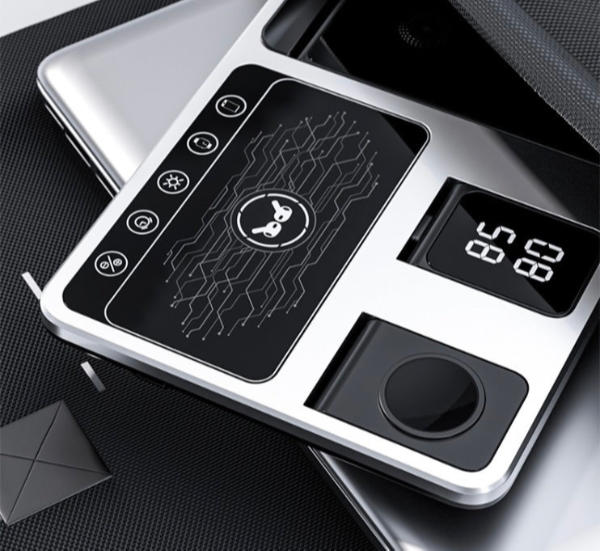 4-in-1-Ladestation mit Schnellladefunktion für Smartphones, Uhren und Kopfhörer – platzsparendes Design