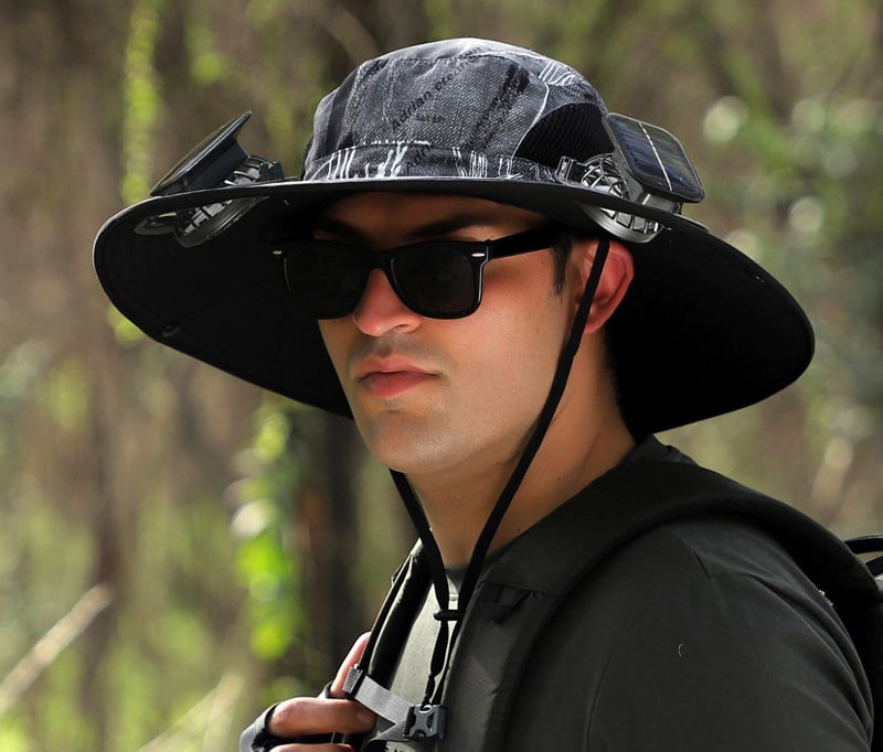 AirShade Sonnenhut für Herren mit Ventilator – Einheitsgröße, solarbetriebene Kühlung, breite Krempe, leicht und verstellbar