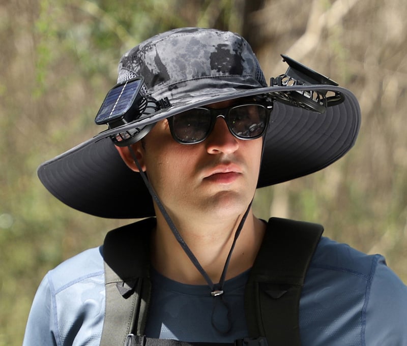 AirShade Sonnenhut für Herren mit Ventilator – Einheitsgröße, solarbetriebene Kühlung, breite Krempe, leicht und verstellbar
