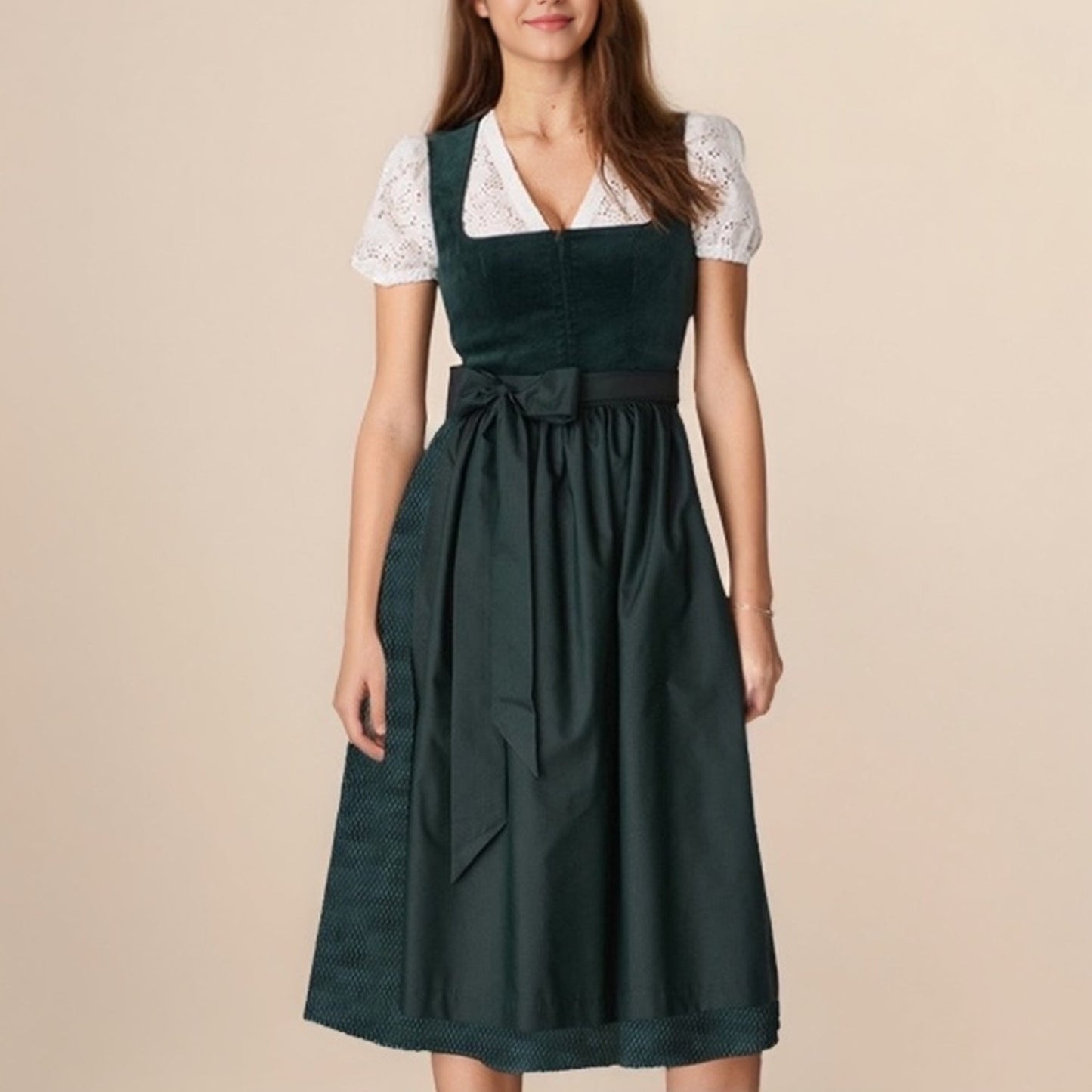 Damen Dirndl in Dunkelgrün – Oktoberfest | Klassische Tracht mit eleganter Note