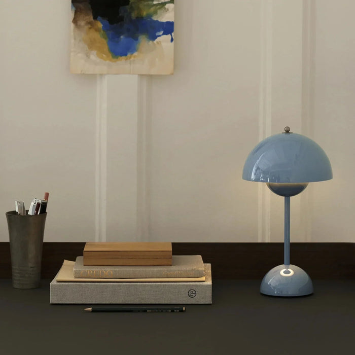 Dimmbare LED Tischlampe – Elegante Drahtlose Tischleuchte im Modernen Design für Zuhause und Büro