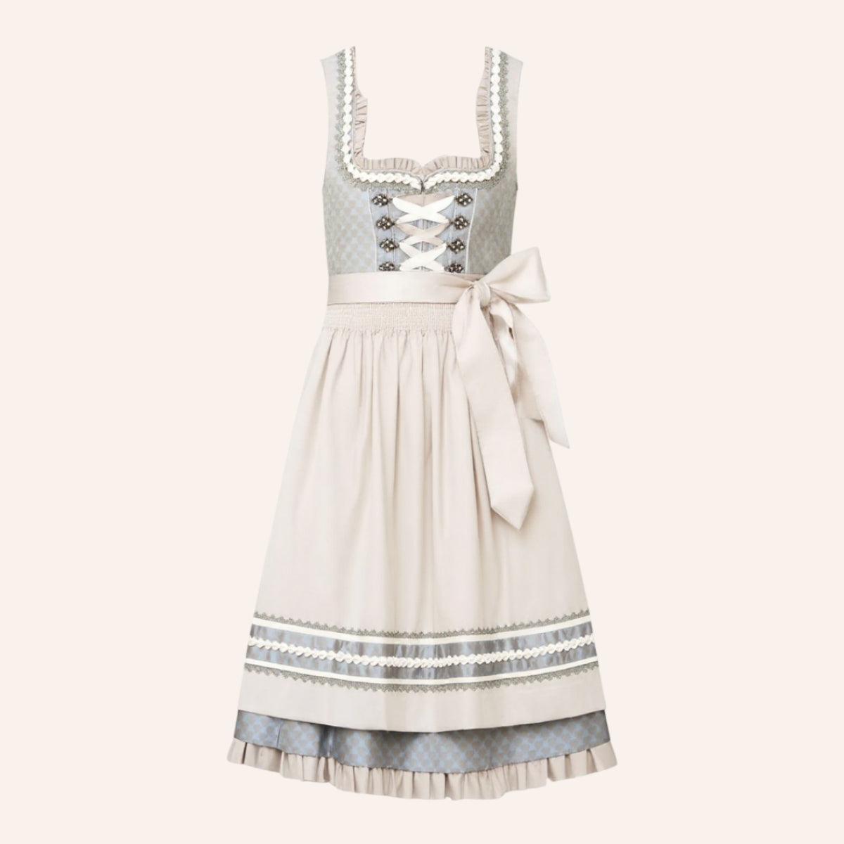 Elegantes Dirndl in Apricot – Oktoberfest | Stilvolle Tracht mit Schürze