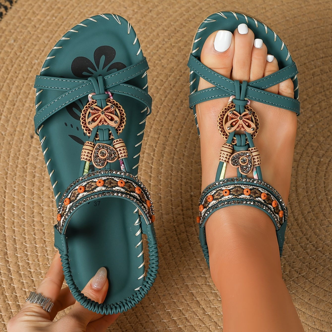 Flache Sandalen mit Strass | Sommer Schuhe für Damen im Boho Stil
