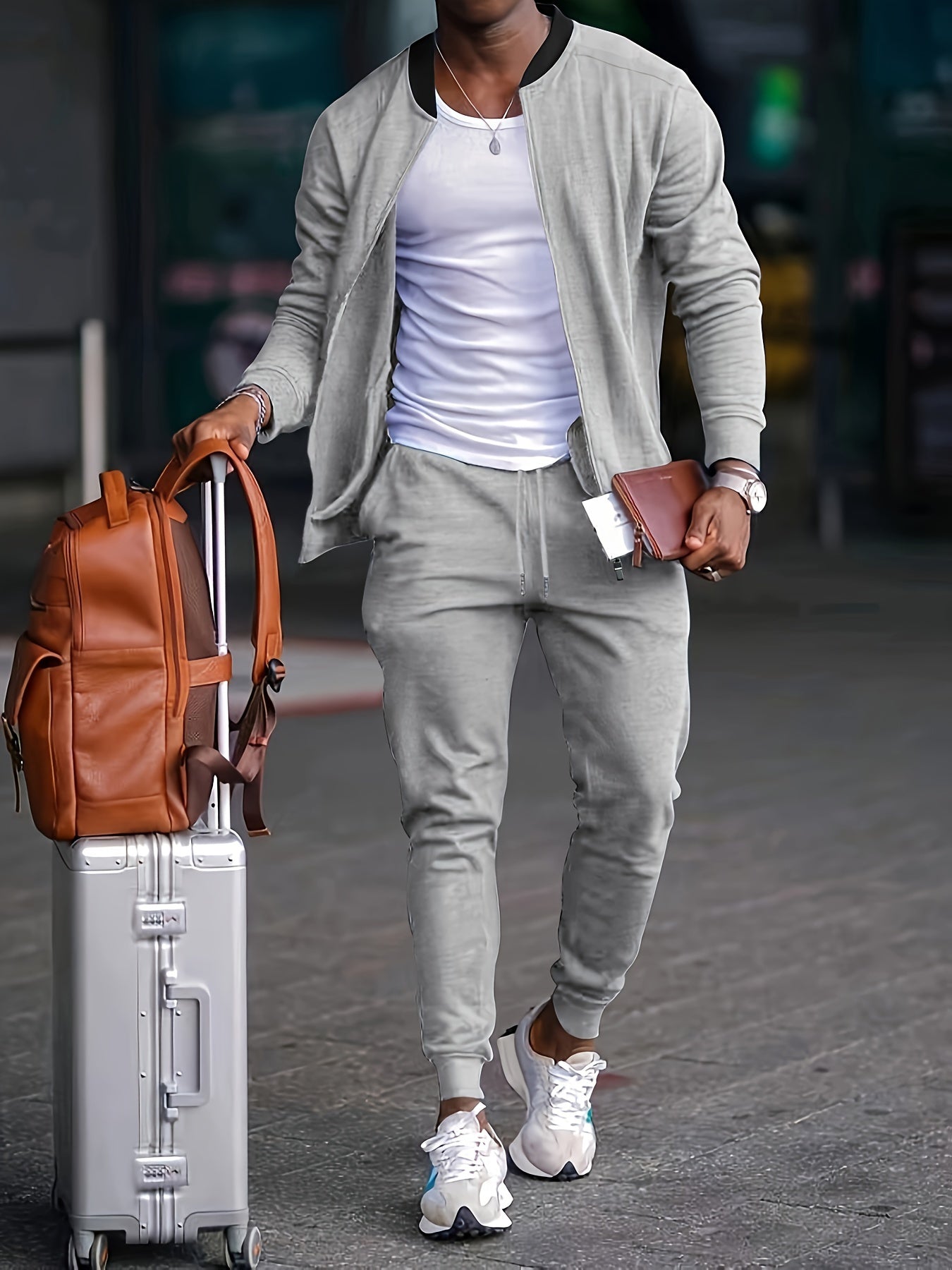 Slim Fit Trainingsanzug für Herren mit Reißverschlussjacke und konisch zulaufender Jogginghose – bequem für Sport und Freizeit