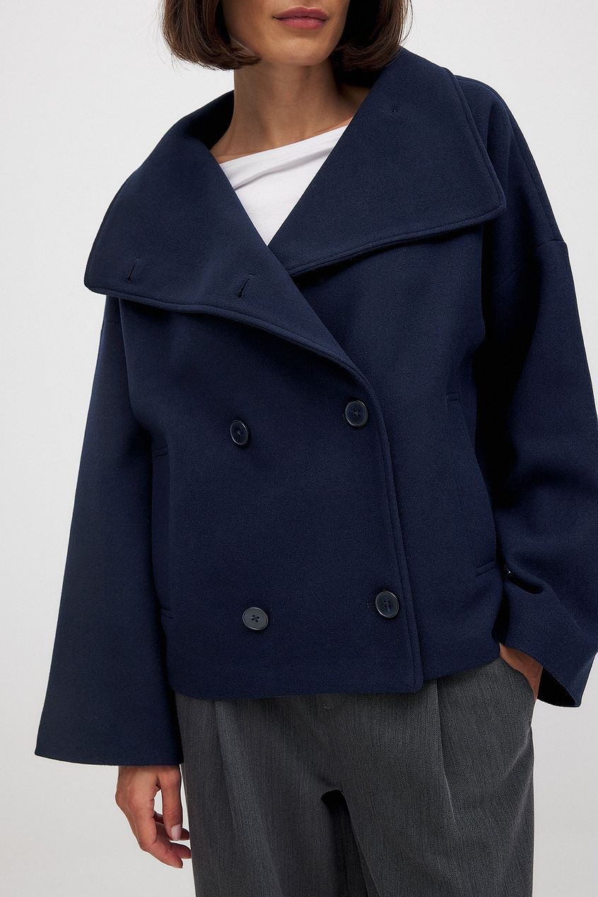 Kurze Damenjacke aus Wollmischung mit doppeltem Druckknopfverschluss