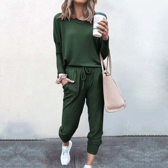 Loungewear Set | Damen Freizeitmode für Zuhause und unterwegs
