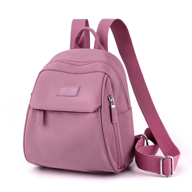 Mini Rucksack Damen – Leichter Tagesrucksack mit Mehreren Fächern und Verstellbaren Trägern – Ideal für Reisen und Schule