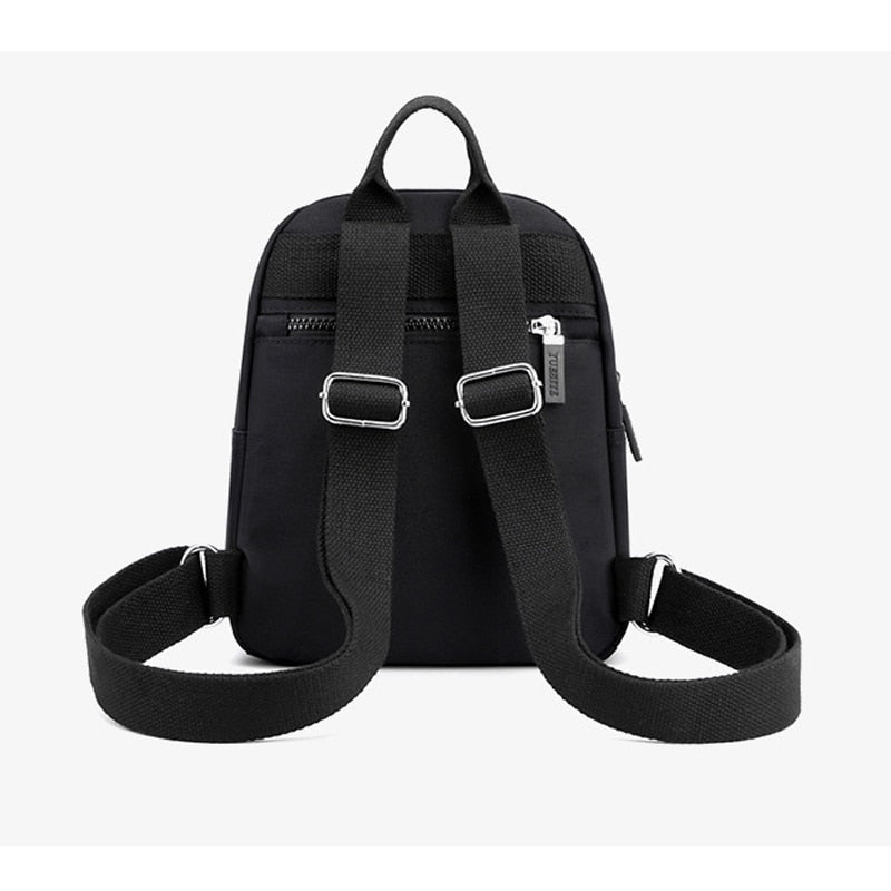 Mini Rucksack Damen – Leichter Tagesrucksack mit Mehreren Fächern und Verstellbaren Trägern – Ideal für Reisen und Schule