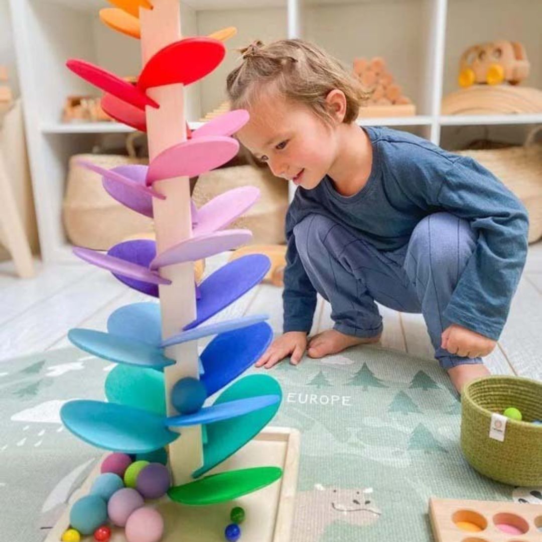 Montessori Regenbogen Knikkerbaum aus Holz – Pädagogisches Spielzeug für 2-Jährige zur Förderung von Feinmotorik und auditivem Lernen