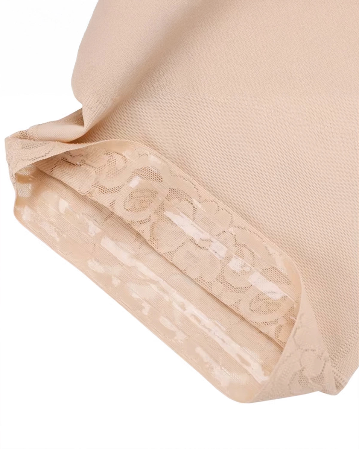 Nahtlose Body-Shaper-Shorts mit Bauch-weg-Effekt und Hüftformung – bequem und rutschfest, ideal für den Alltag und besondere Anlässe.
