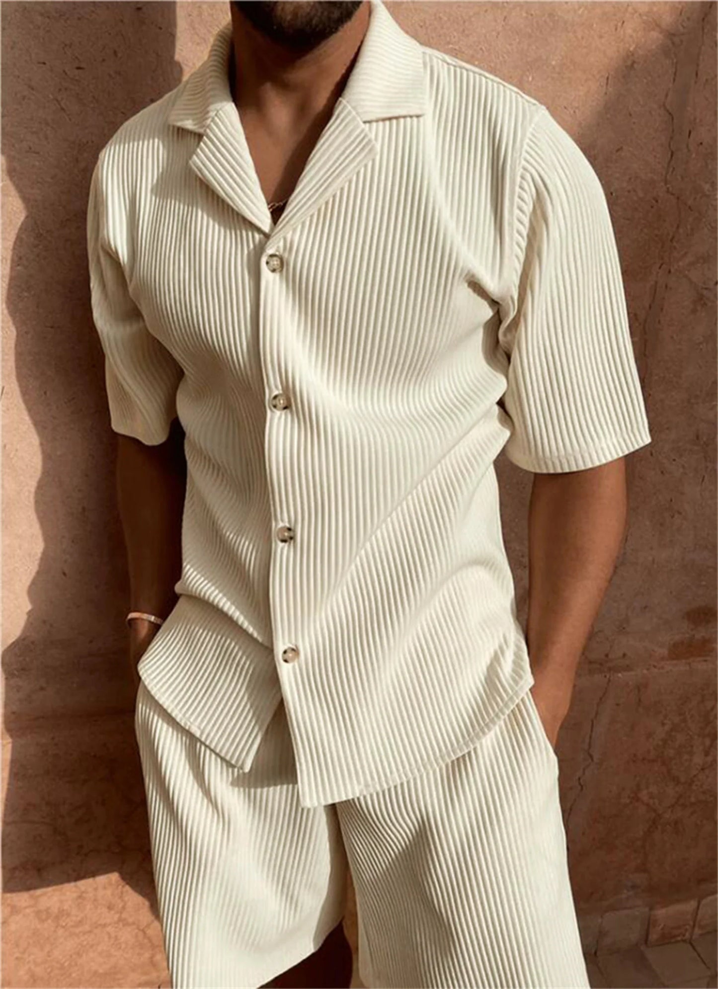 Herren-Cord-Set mit kurzen Ärmeln – Sommerlicher Komfort im stilvollen Look