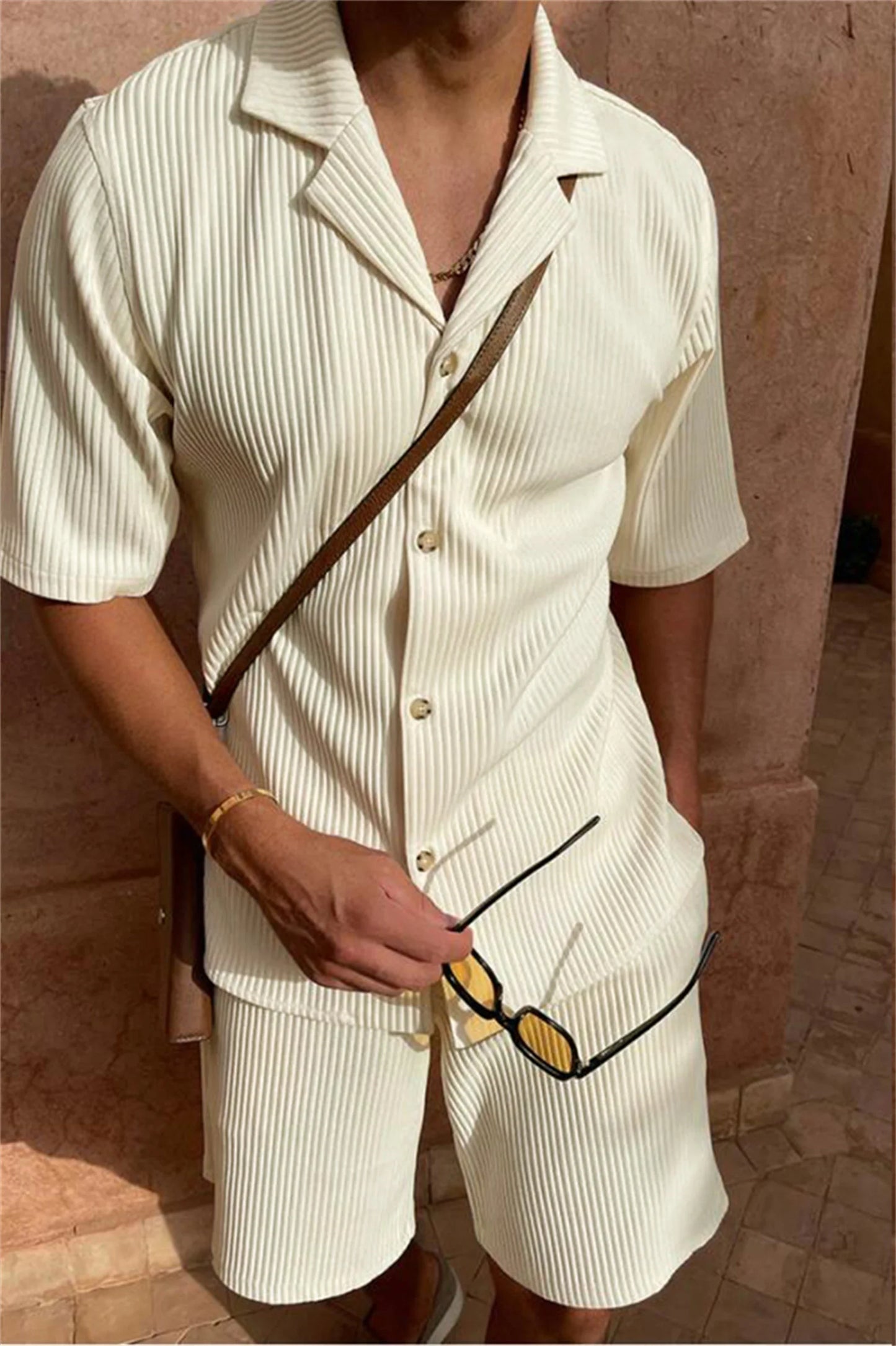Herren-Cord-Set mit kurzen Ärmeln – Sommerlicher Komfort im stilvollen Look