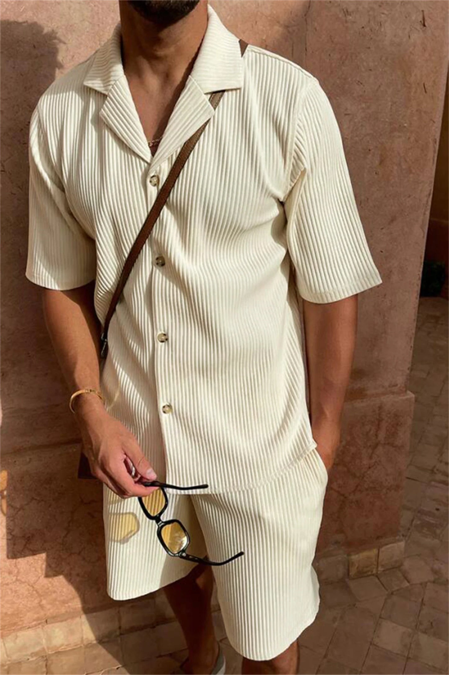 Herren-Cord-Set mit kurzen Ärmeln – Sommerlicher Komfort im stilvollen Look