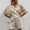 V-Hals Shirt und Shorts Set | Damen Sommermode für lässige Anlässe
