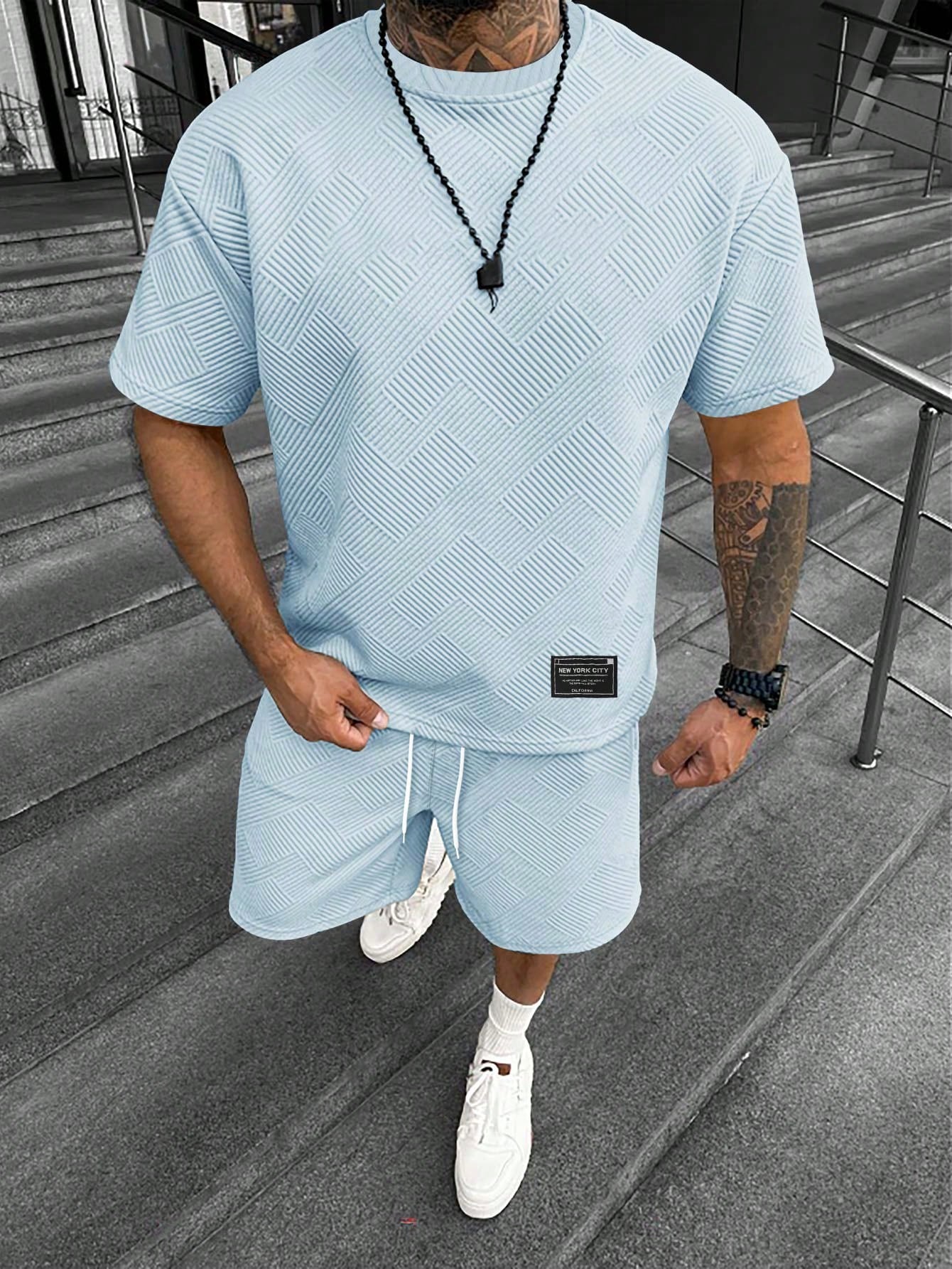 Herren Sommer Set | Kurzarmshirt und Shorts für aktive Tage