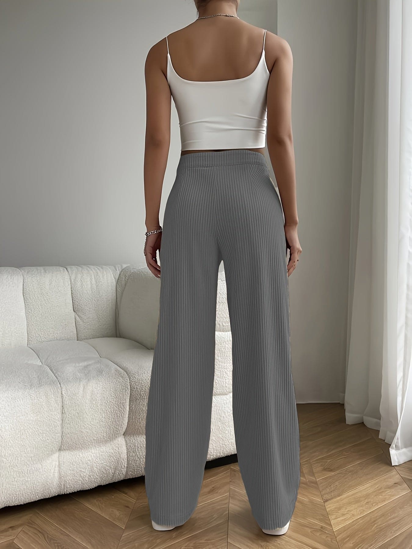 Breite Schnürenhose - Eleganz und Komfort für den Alltag
