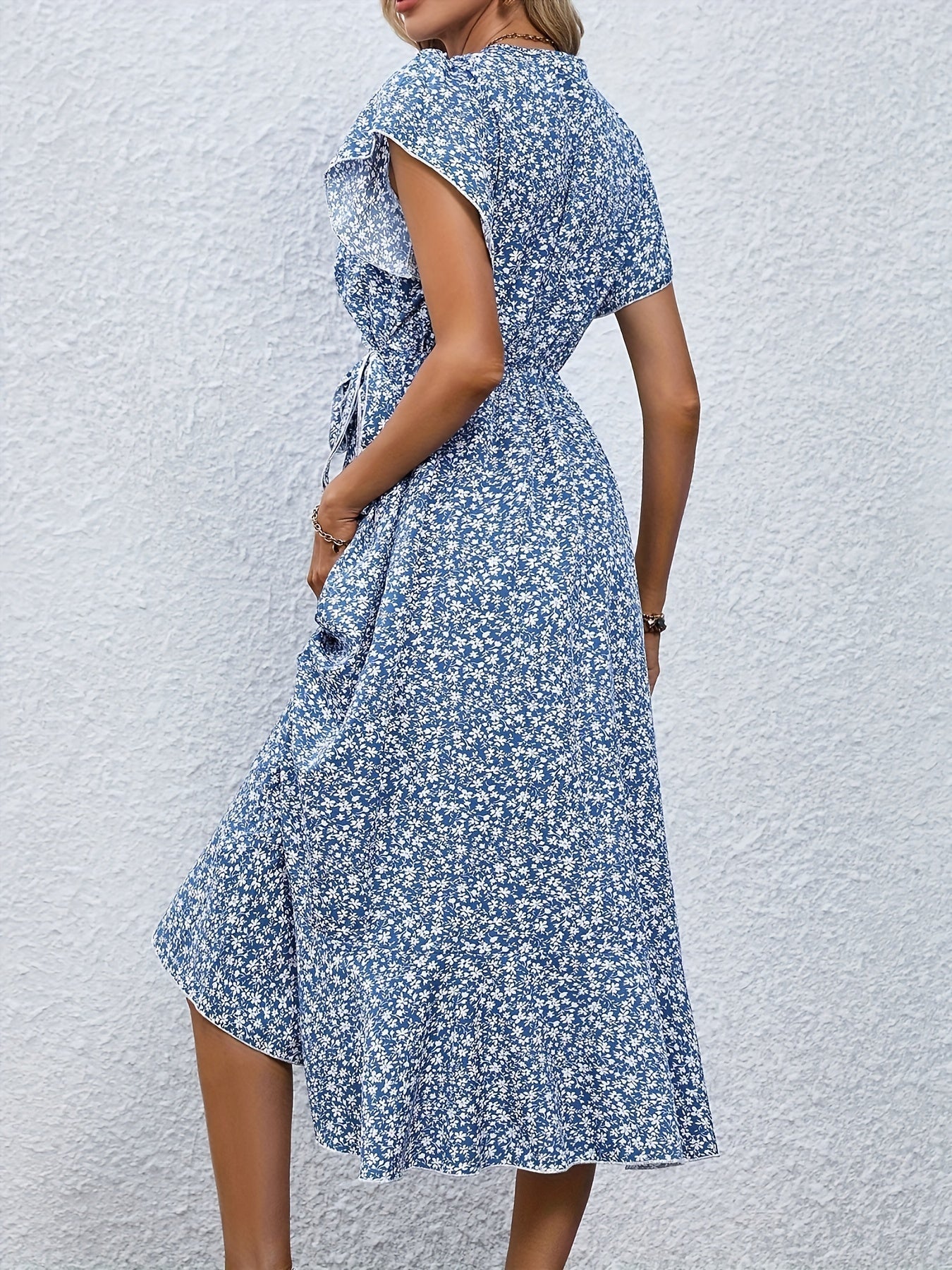 Damen A-Linie Blumenschnürkleid mit Schnürdetail – Elegantes Sommerkleid für Freizeit und Alltag
