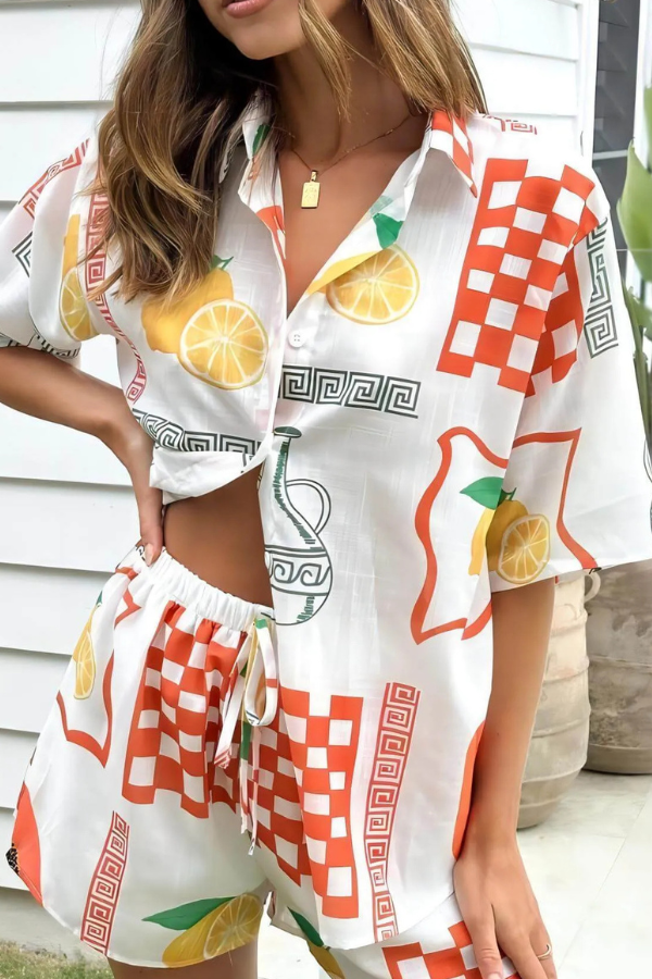 Damen Button-Down-Shirt und Shorts Set aus atmungsaktivem Stoff für entspannte Tage