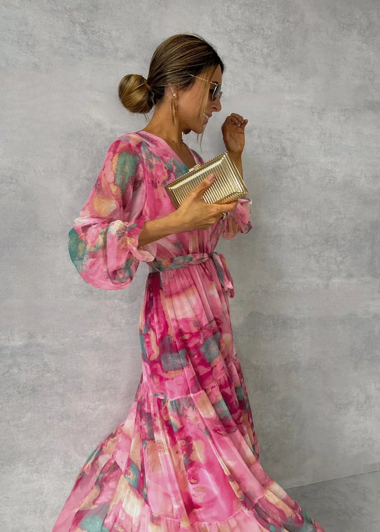 Damen Kleid – Elegante Leichtigkeit für warme Tage