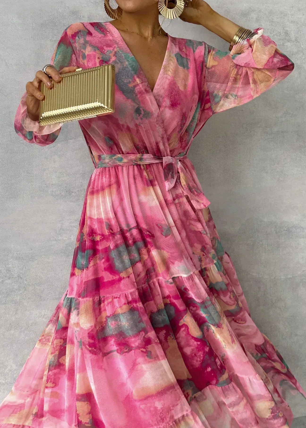 Damen Kleid – Elegante Leichtigkeit für warme Tage