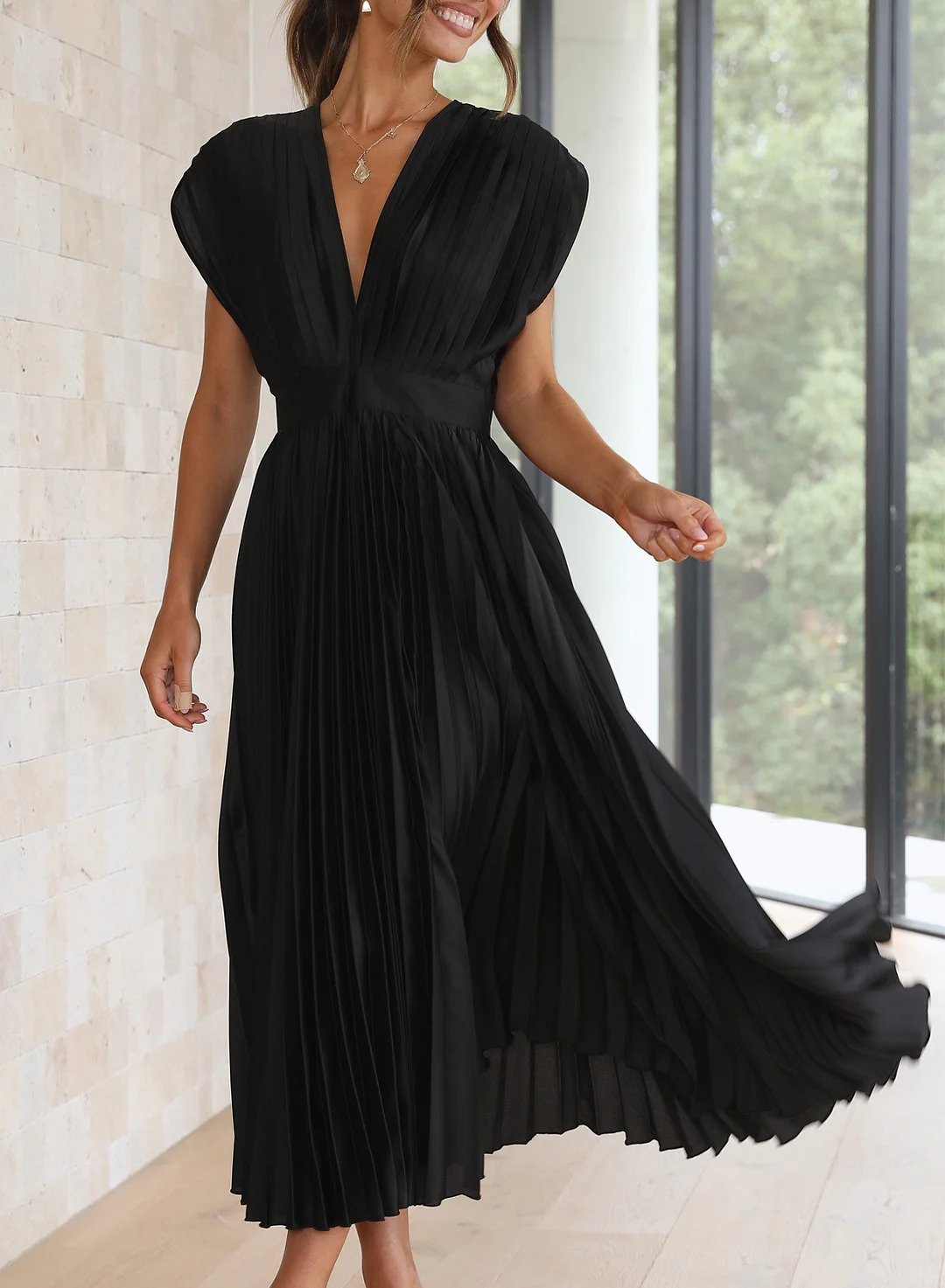 Damen Kleid – Maxikleid mit kurzen Ärmeln und zeitloser Eleganz