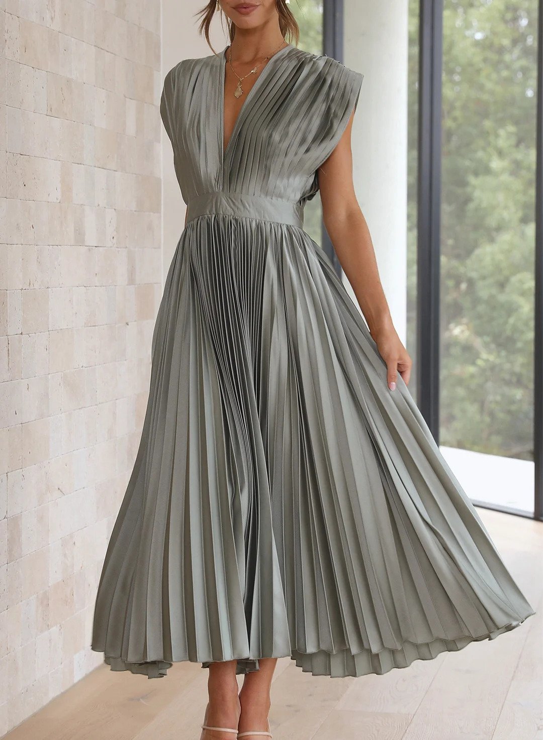 Damen Kleid – Maxikleid mit kurzen Ärmeln und zeitloser Eleganz