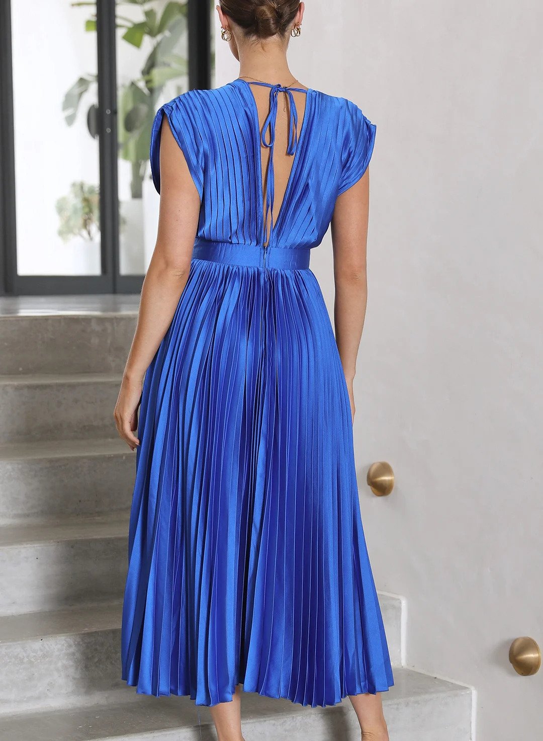 Damen Kleid – Maxikleid mit kurzen Ärmeln und zeitloser Eleganz