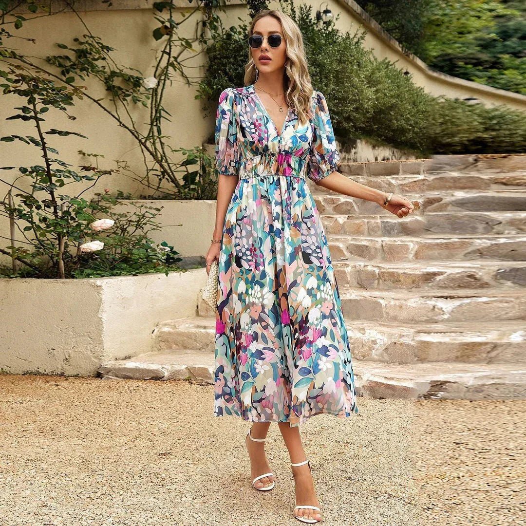 Damen Kleid – Zeitlose Eleganz mit V-Ausschnitt