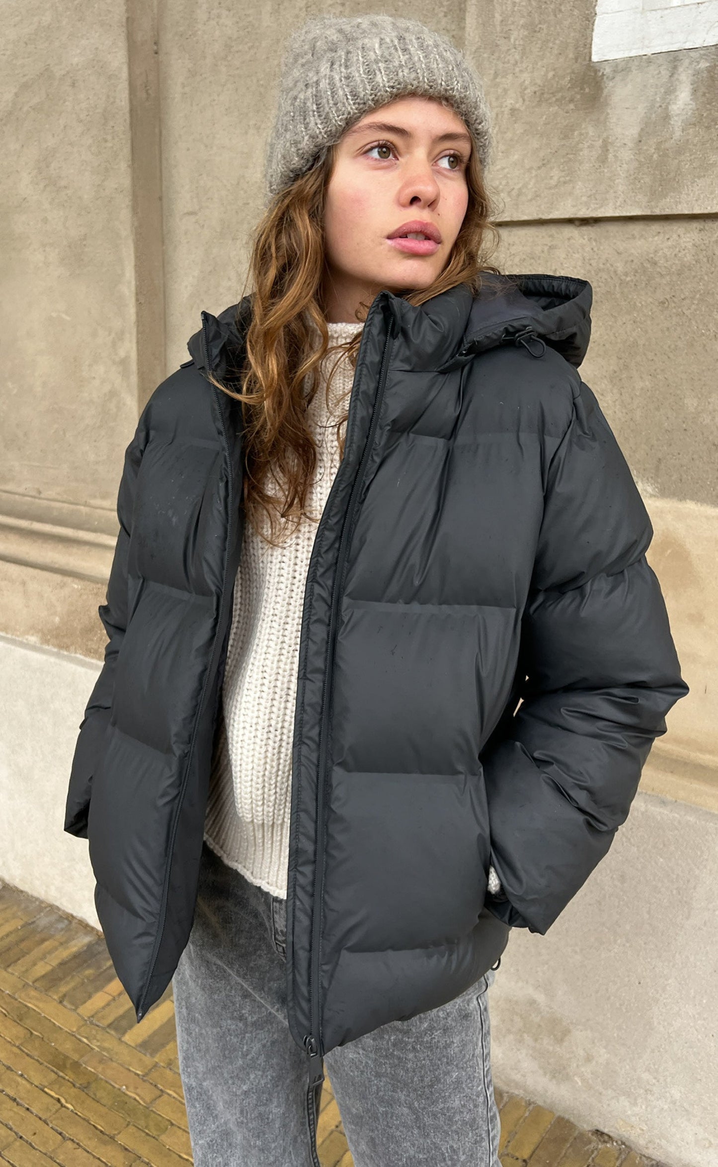 Damen Oversize Steppjacke – Warme Winterjacke mit Kapuze