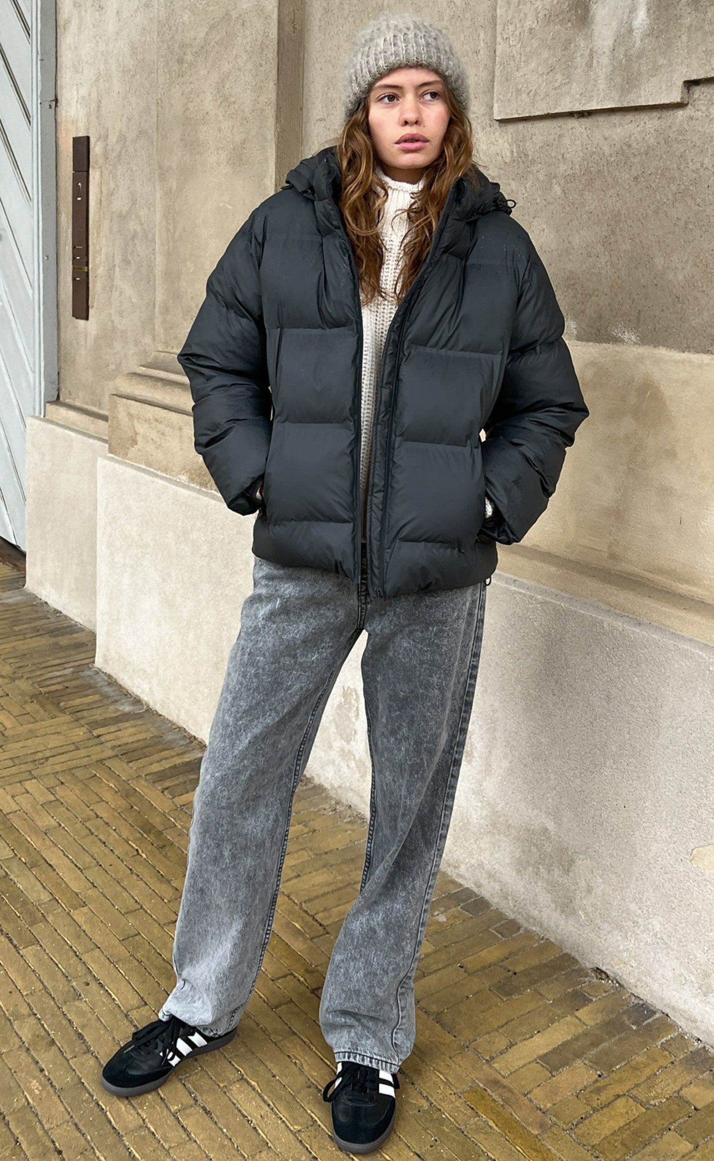 Damen Oversize Steppjacke – Warme Winterjacke mit Kapuze