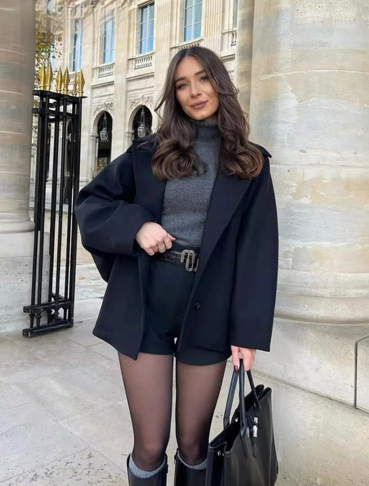 Eleganter Minimalistischer Herbst- und Wintermantel