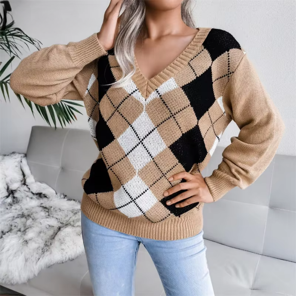 Damen-Pullover mit V-Ausschnitt und Muster in bequemer Passform