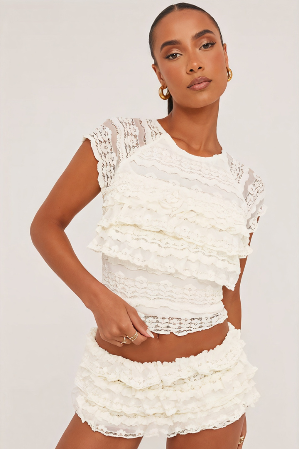 Damen Rüschen Top und Shorts Set aus atmungsaktivem Stoff für lässige Sommerlooks