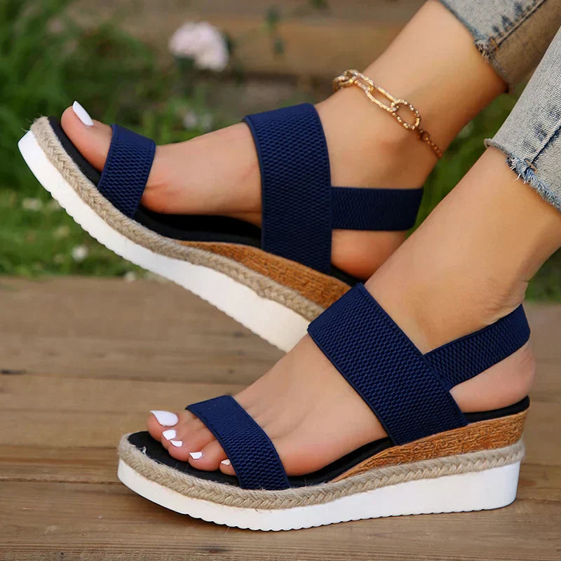 Damen Sandalen – Orthopädischer Komfort mit stilvoller Höhe