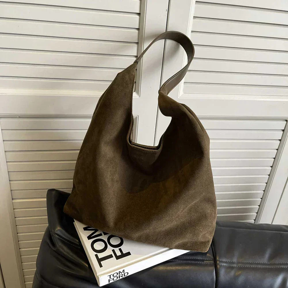 Damen Schultertasche aus Wildlederimitat – Minimalistische und elegante Handtasche3