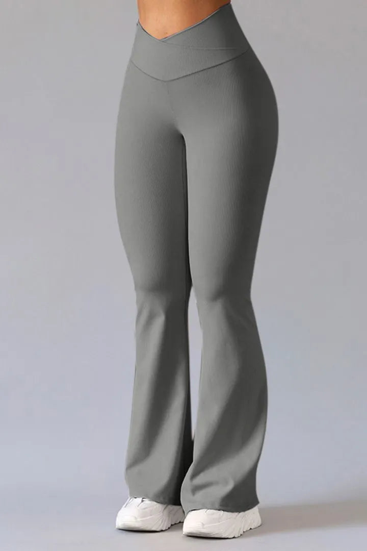 Damen-Yoga-Leggings mit V-förmigem Bund und ausgestelltem Bein – Komfort und Stil für Sport und Freizeit1
