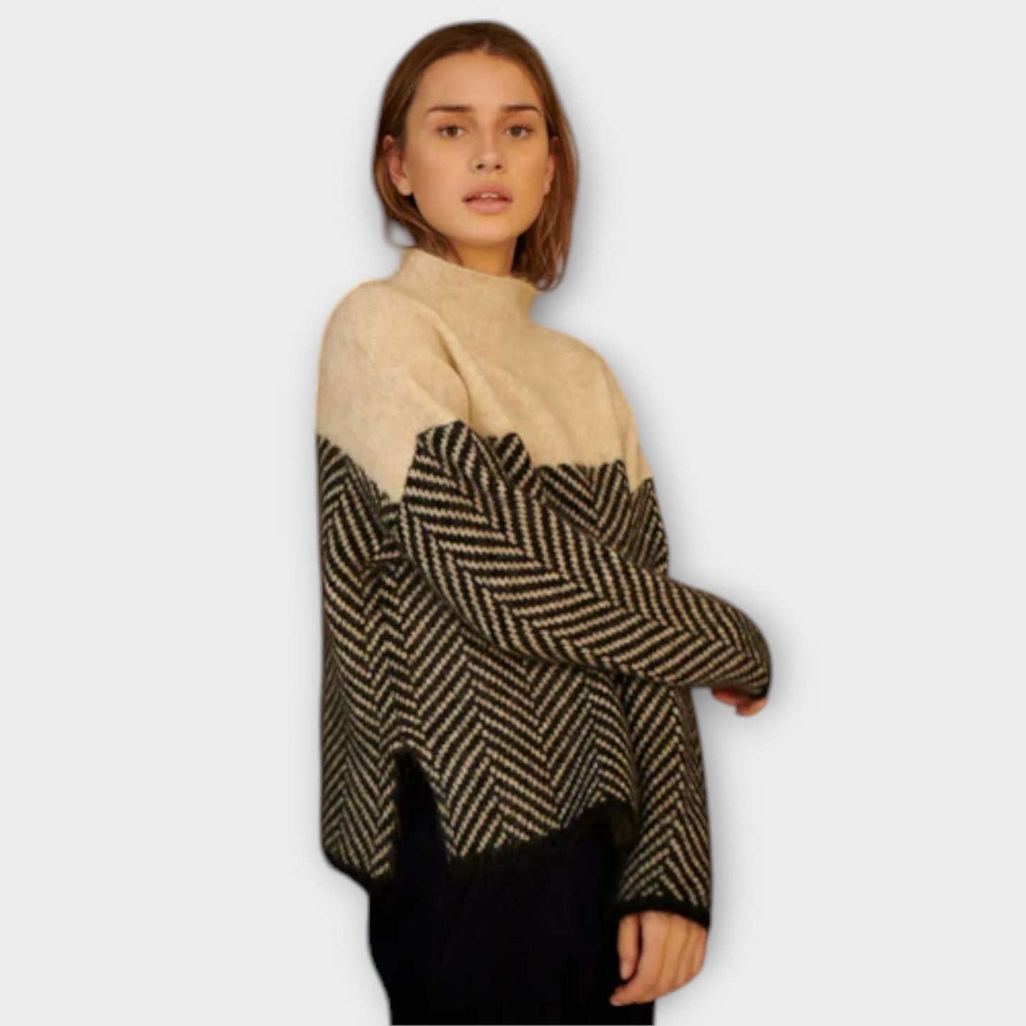 Damenpullover mit hohem Kragen – Eleganz und Komfort