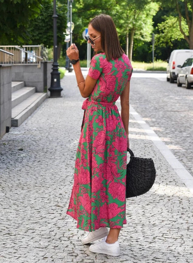 elegantes-kleid-aus-weichem-material-komfort-und-stil-zu-jeder-gelegenheit4