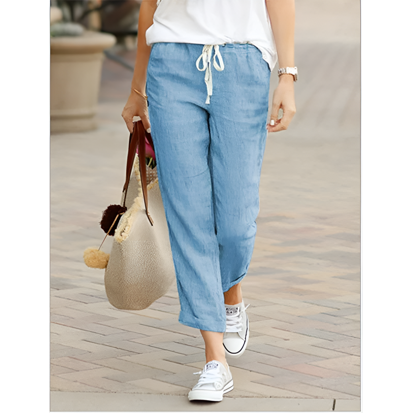 Frauenhose mit Spitze und lässiger Passform