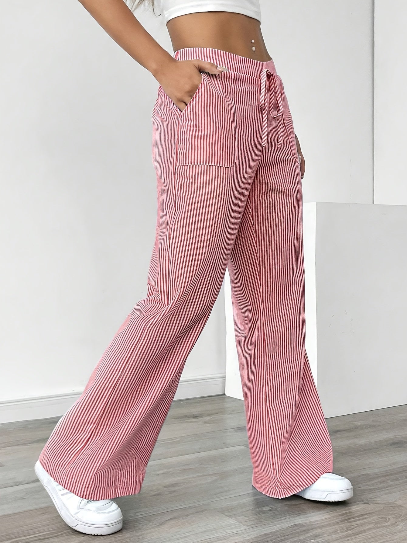 Gestreifte Damenhose | Luftige Eleganz für entspannte Sommertage | Theresa