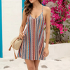 Gestreiftes Sommerkleid für Damen mit verstellbaren Gurten