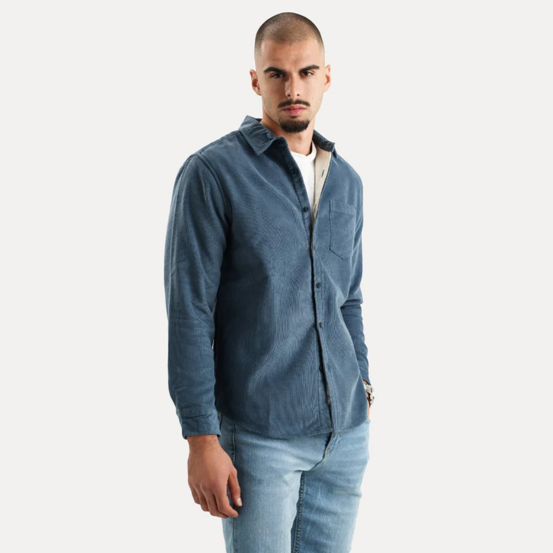 Herren Herreknap mit elegantem V-Ausschnitt