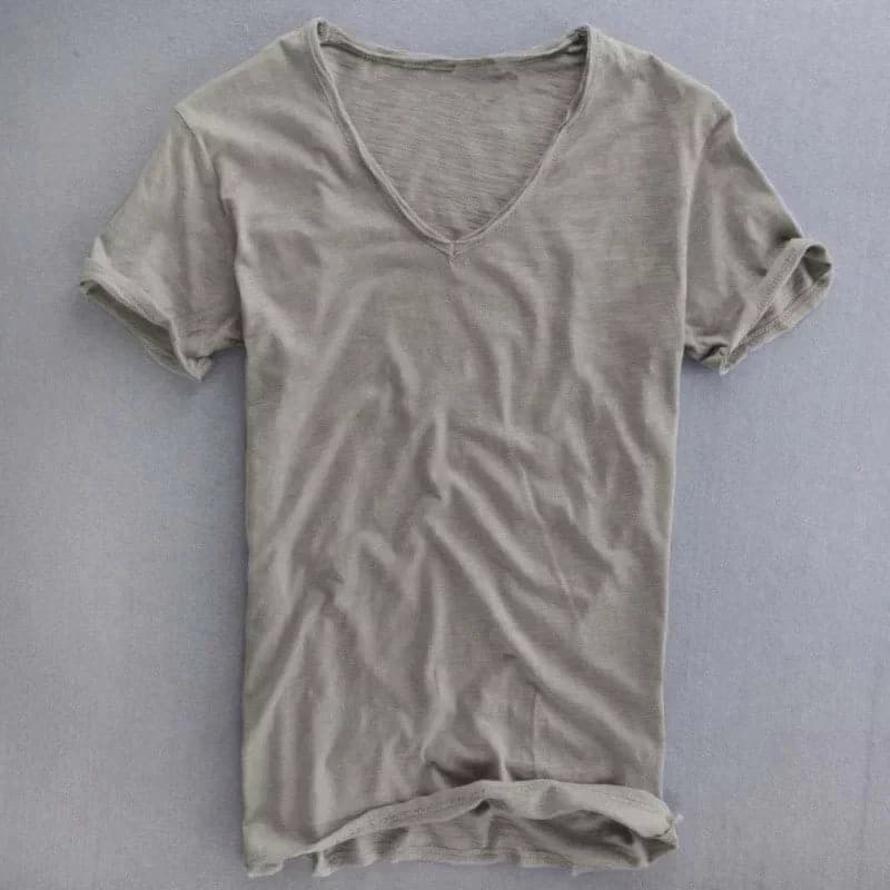 Herren V-Ausschnitt T-Shirt – Bequemer Klassiker für jeden Tag