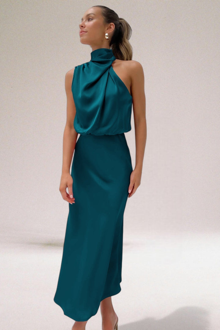 Damen Abendkleid | Neckholder Maxikleid Stil | Fließende Silhouette | Stilvoller Auftritt