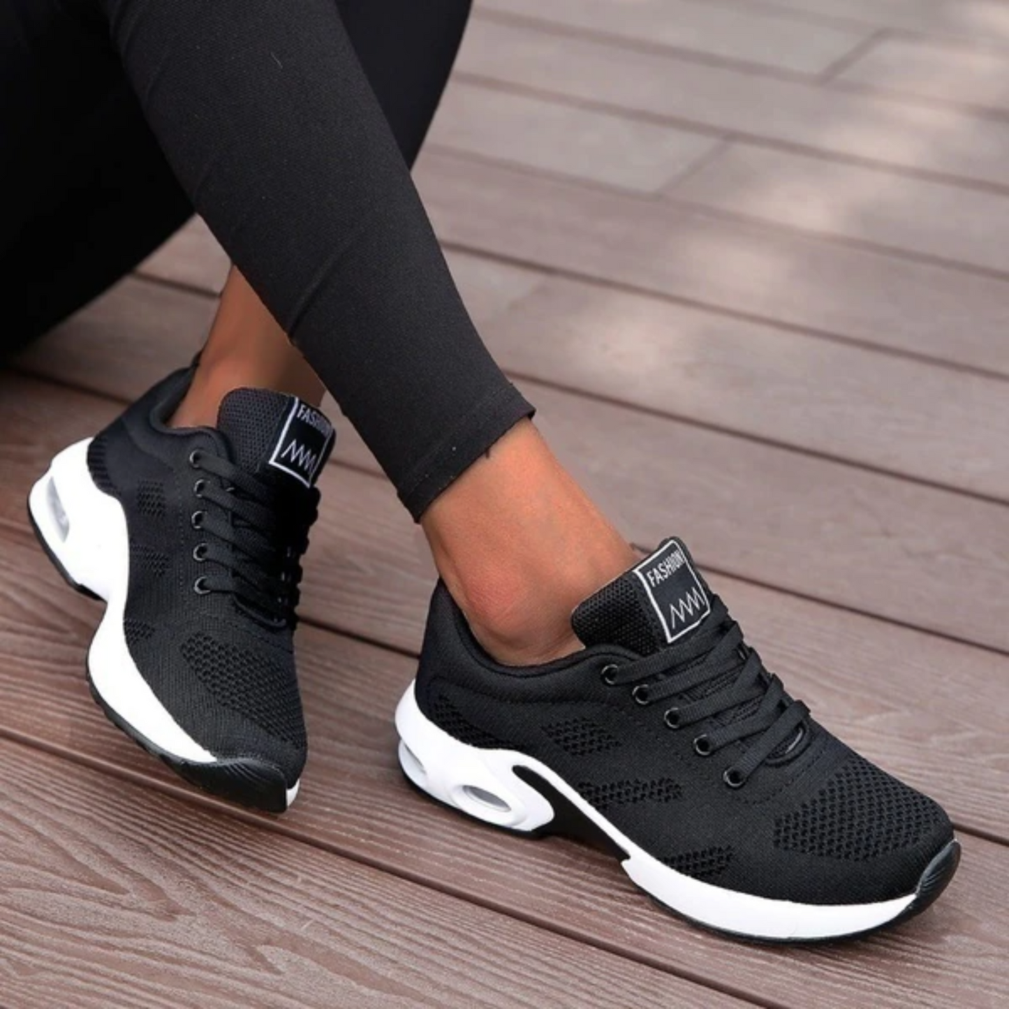 Sneaker sportive da donna con lacci | Tempo libero
