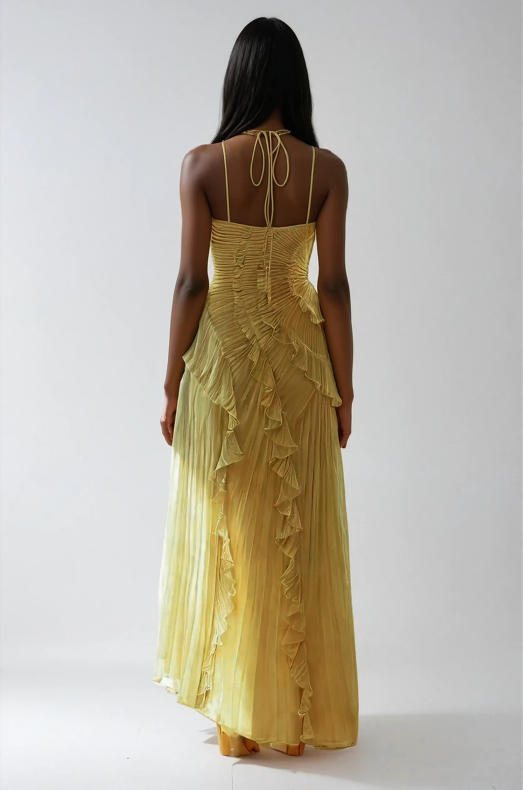 Damen Halterneck Maxikleid mit Falten Rüschen asymmetrischem Schnitt | Maxi