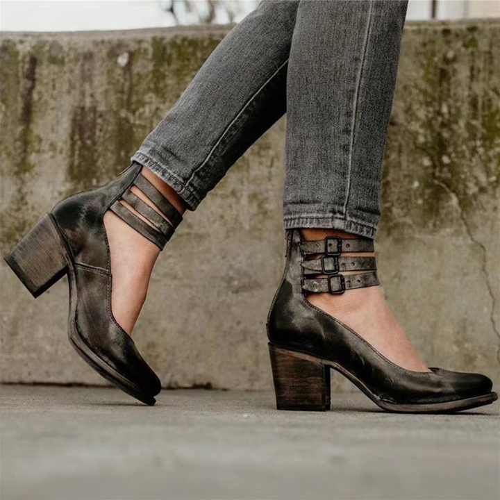 Damen Mehrriemige Schuhe mit Absatz | Klassisch