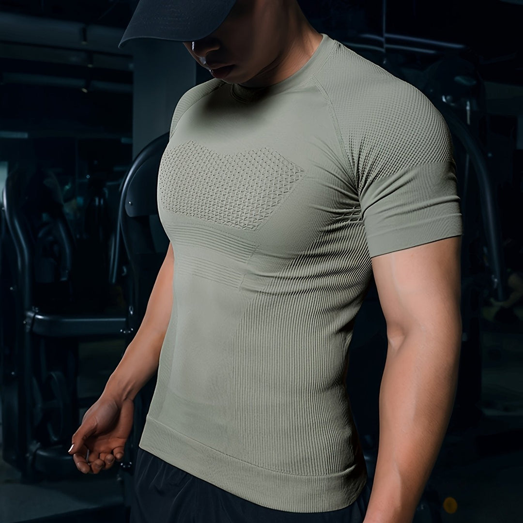 Herren Fitness Shirt | Körpernahes Kurzarmshirt | Definierte Silhouette | Moderner Activewear Look